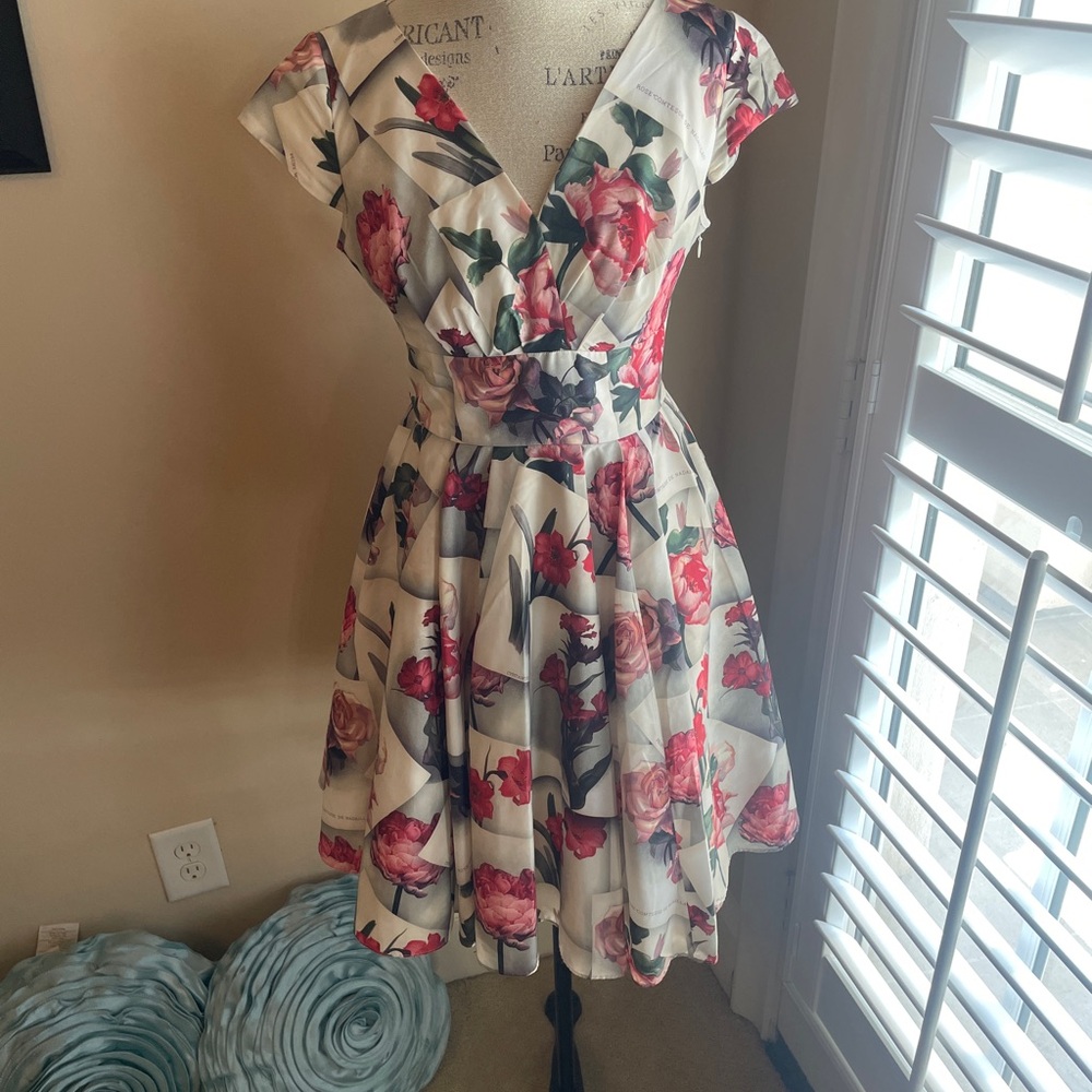 Floral V-Neck Dress